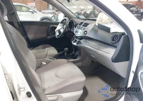 2006 Toyota Rav4 z USA, uszkodzony, nr VIN JTMZD33VX66010013